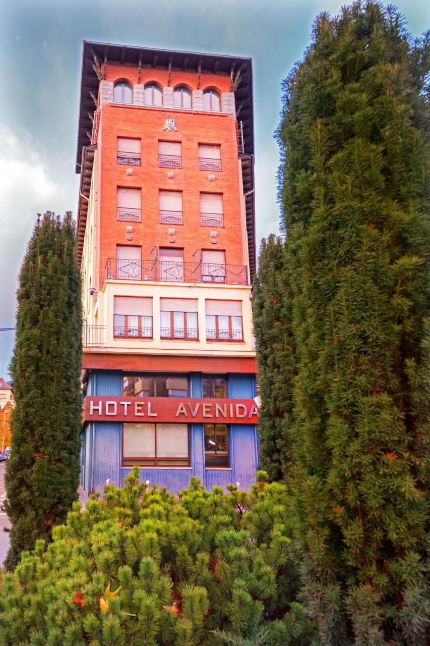 Hotel Avenida La Seu d'Urgell Exterior foto